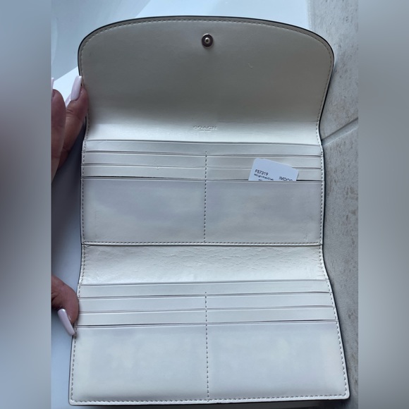 *REDUCED***Coach Signature Tri-Fold Long Leather Wallet with checkbook insert - Picture 9 of 14